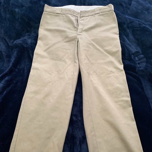 Ultimate Slim Built In Flex Khakis - Picture 6 of 6